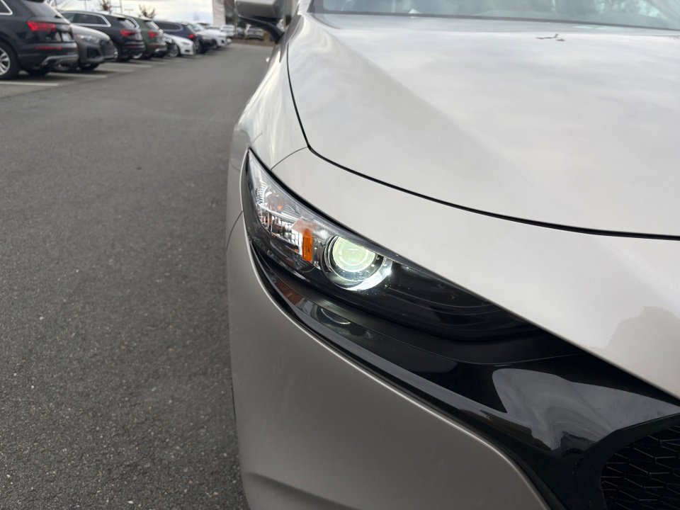 Certified 2025 MAZDA MAZDA3 s image 24