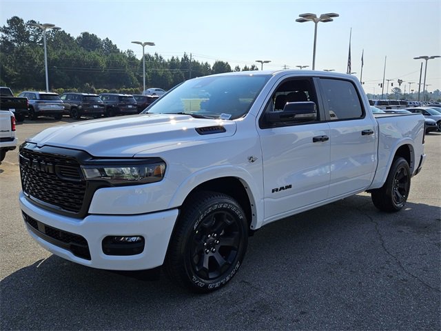 New 2026 RAM 1500 4x4 Crew Cab image 3
