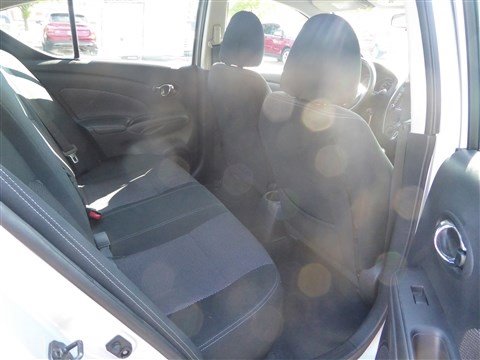 Used 2019 Nissan Versa SV image 19