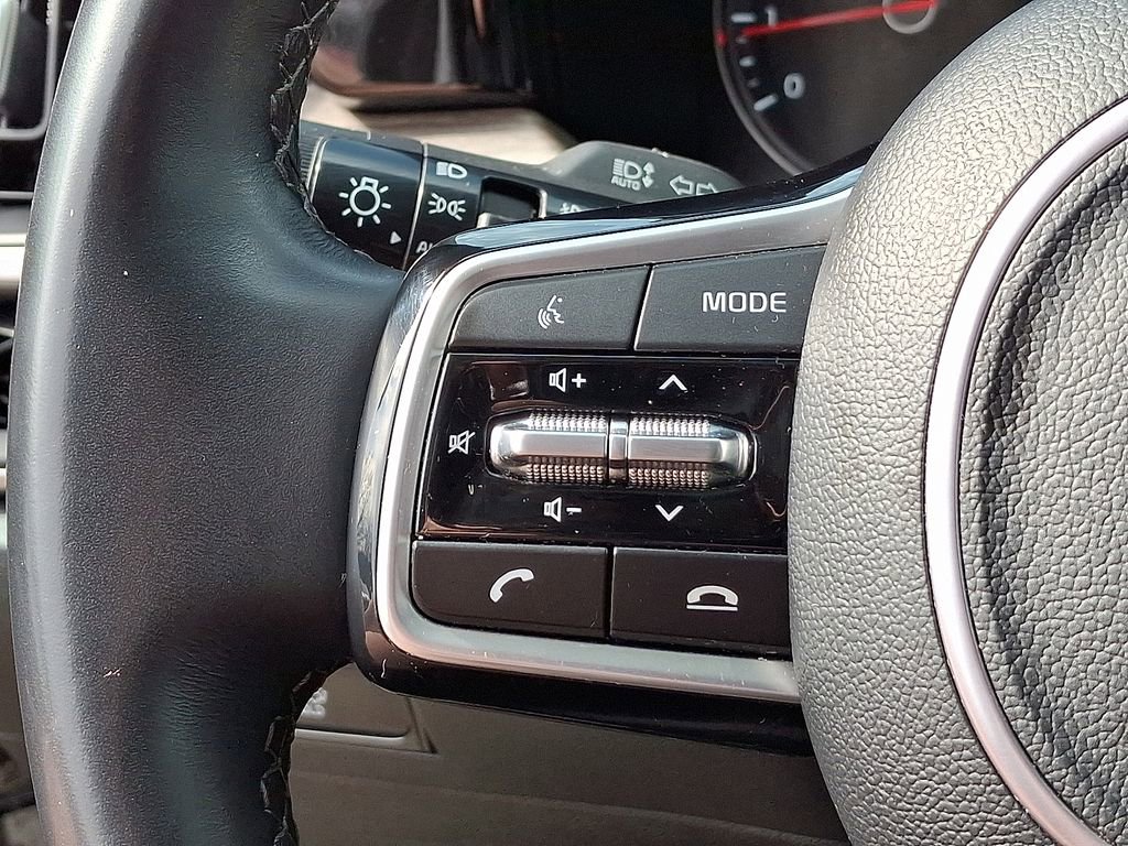 Used 2023 Kia Sorento EX w/ Panoramic Sunroof Package FWD image 23