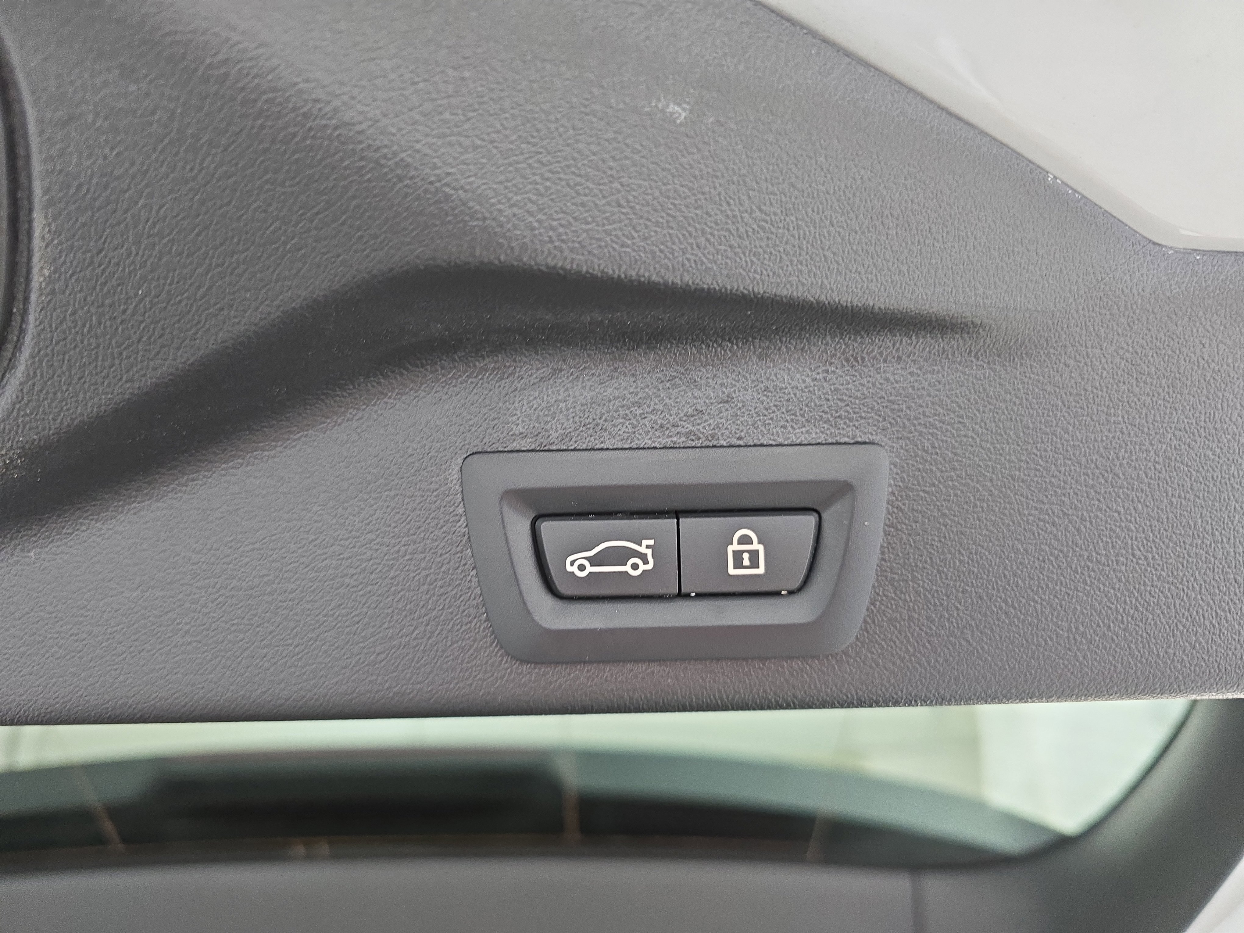 Used 2023 BMW X5 xDrive40i w/ Premium Package image 13