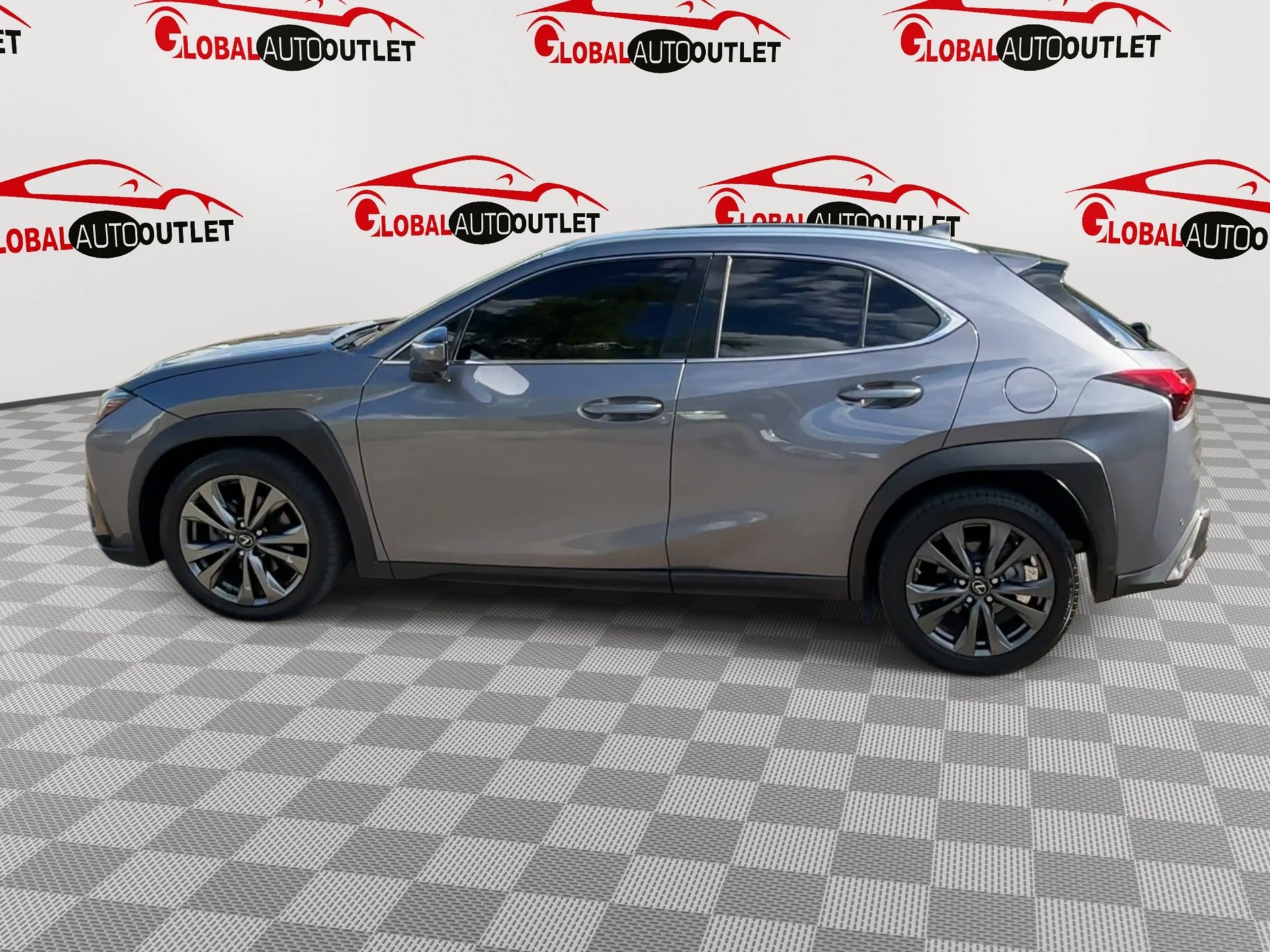 Used 2019 Lexus UX 200 F Sport w/ F Sport Premium Package FWD image 5