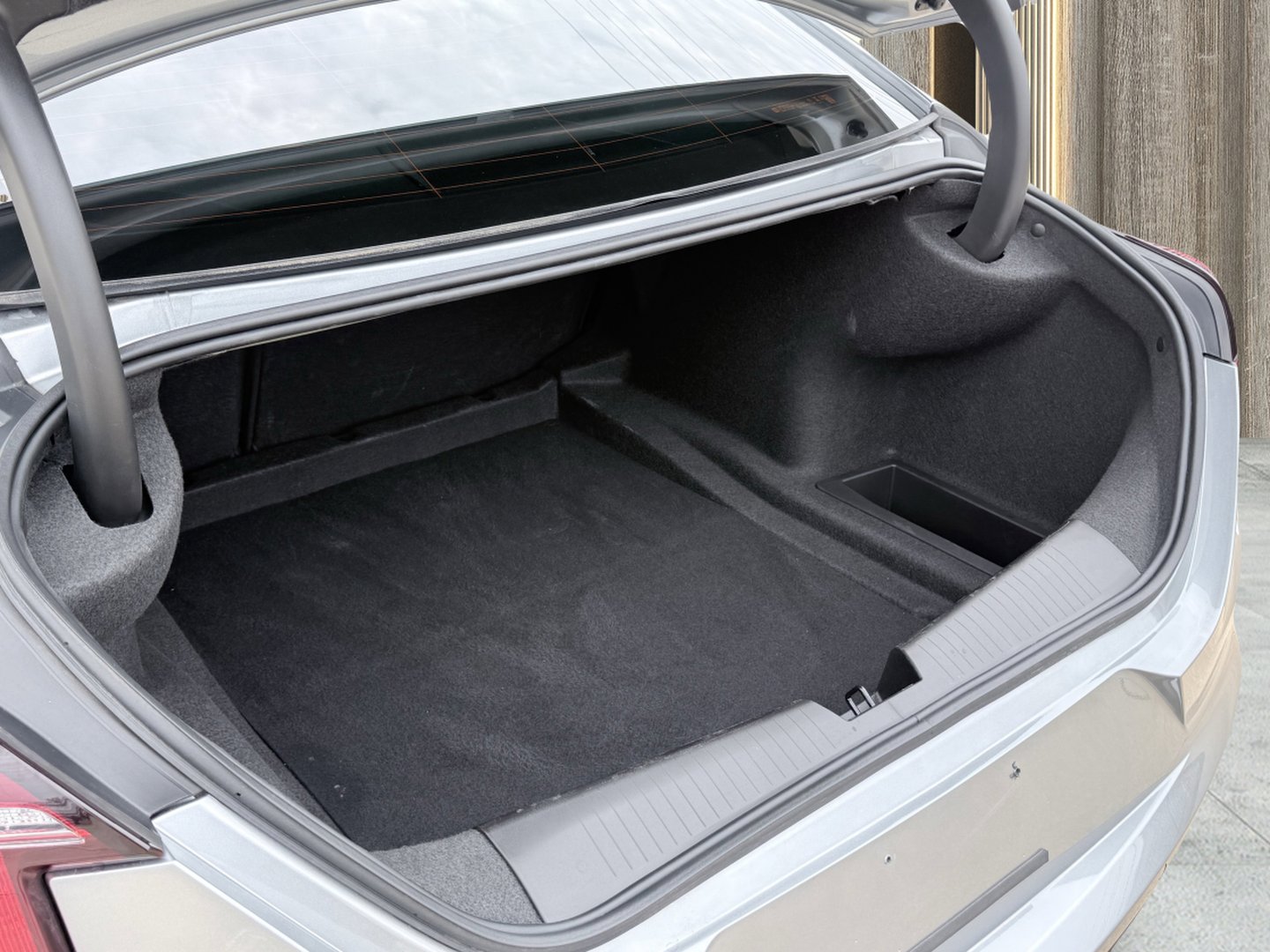 Used 2025 Cadillac CT4 Premium Luxury image 13