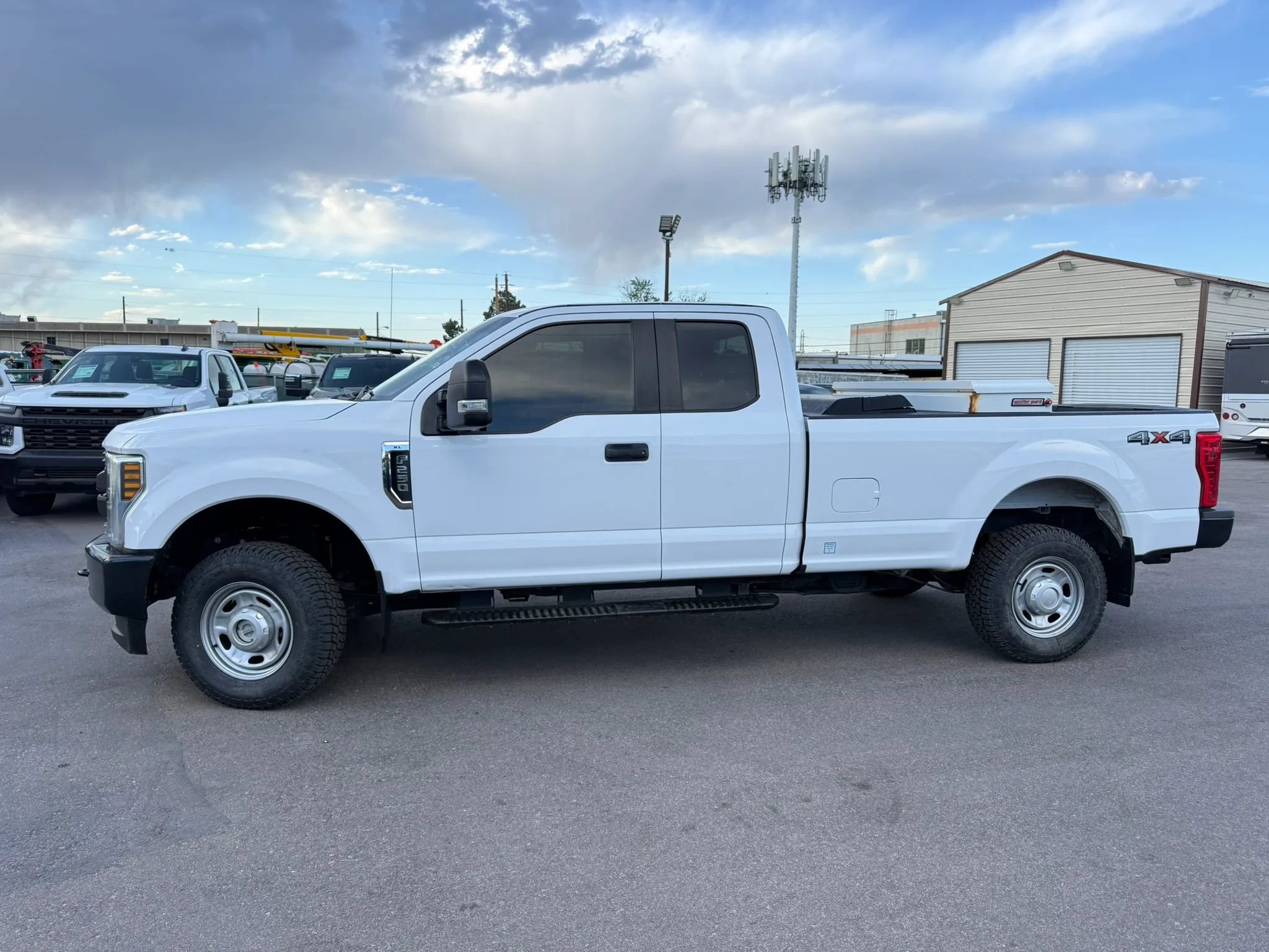 Used 2018 Ford F250 XL w/ Power Equipment Group AWD/4WD image 3