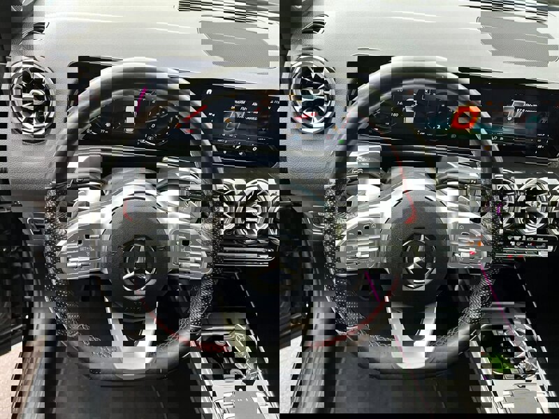 Used 2020 Mercedes-Benz GLB 250 4MATIC w/ AMG Line image 34