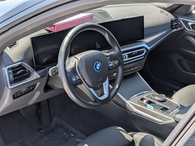 Used 2023 BMW i4 eDrive35 w/ Premium Package image 10