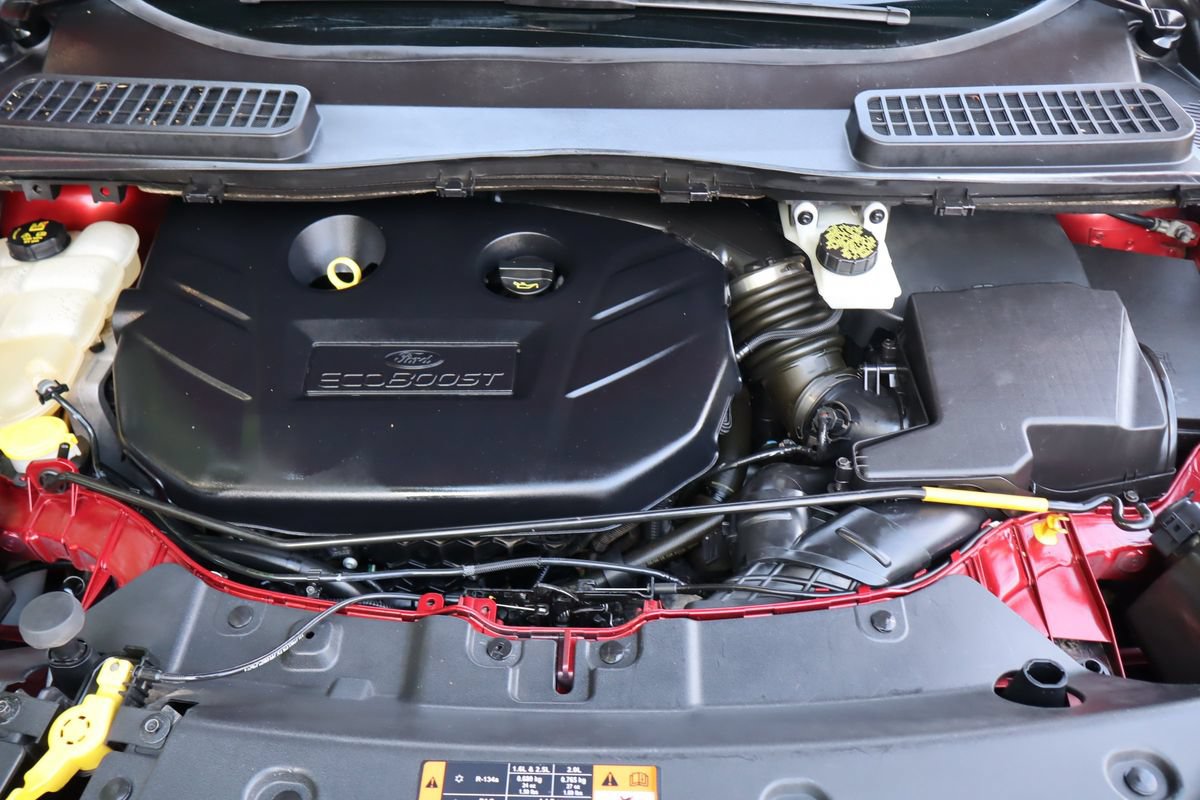Used 2016 Ford Escape Titanium w/ Equipment Group 301A AWD/4WD image 40