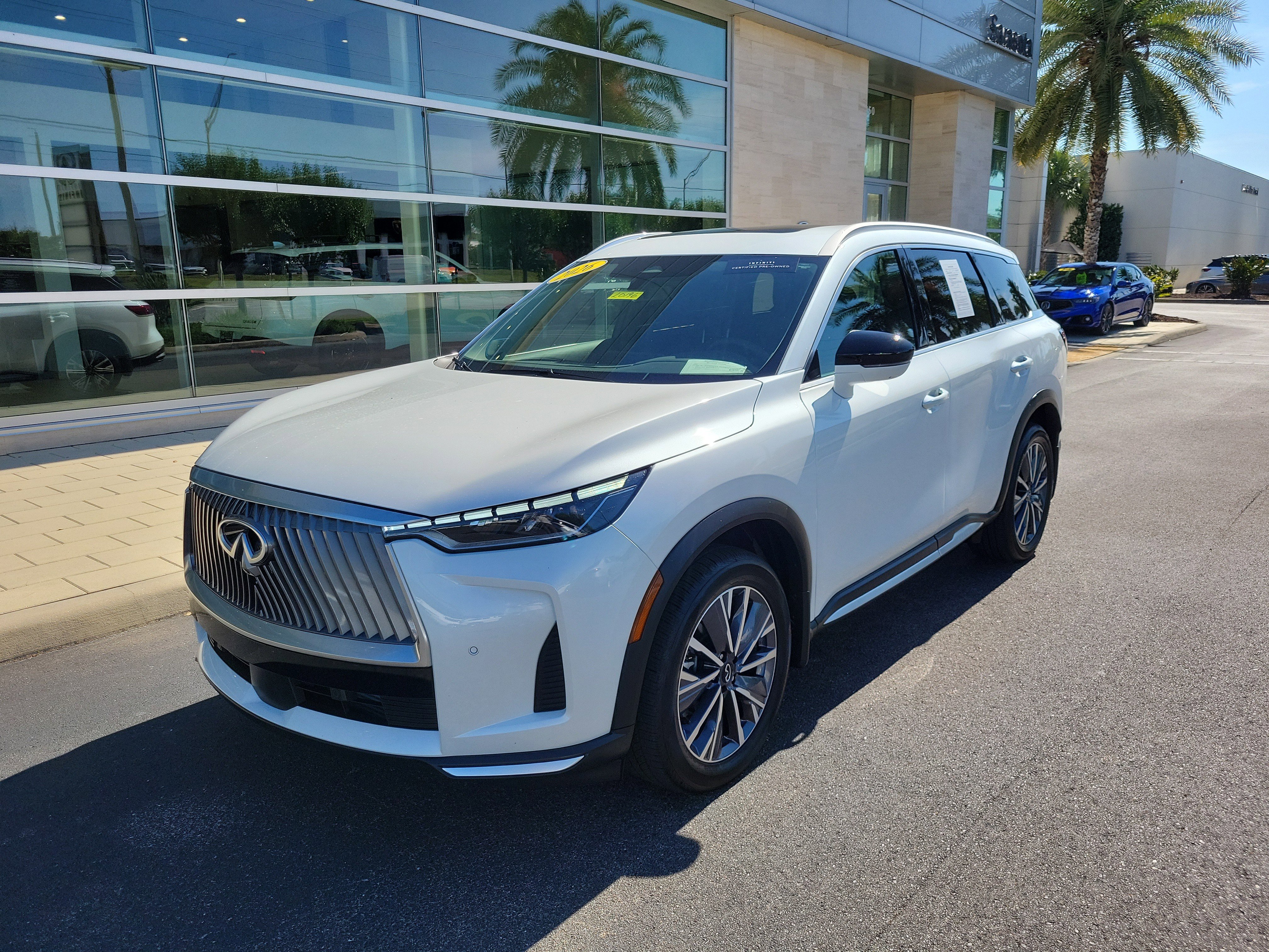 Certified 2026 INFINITI QX60 Luxe w/ Cargo Package FWD image 8