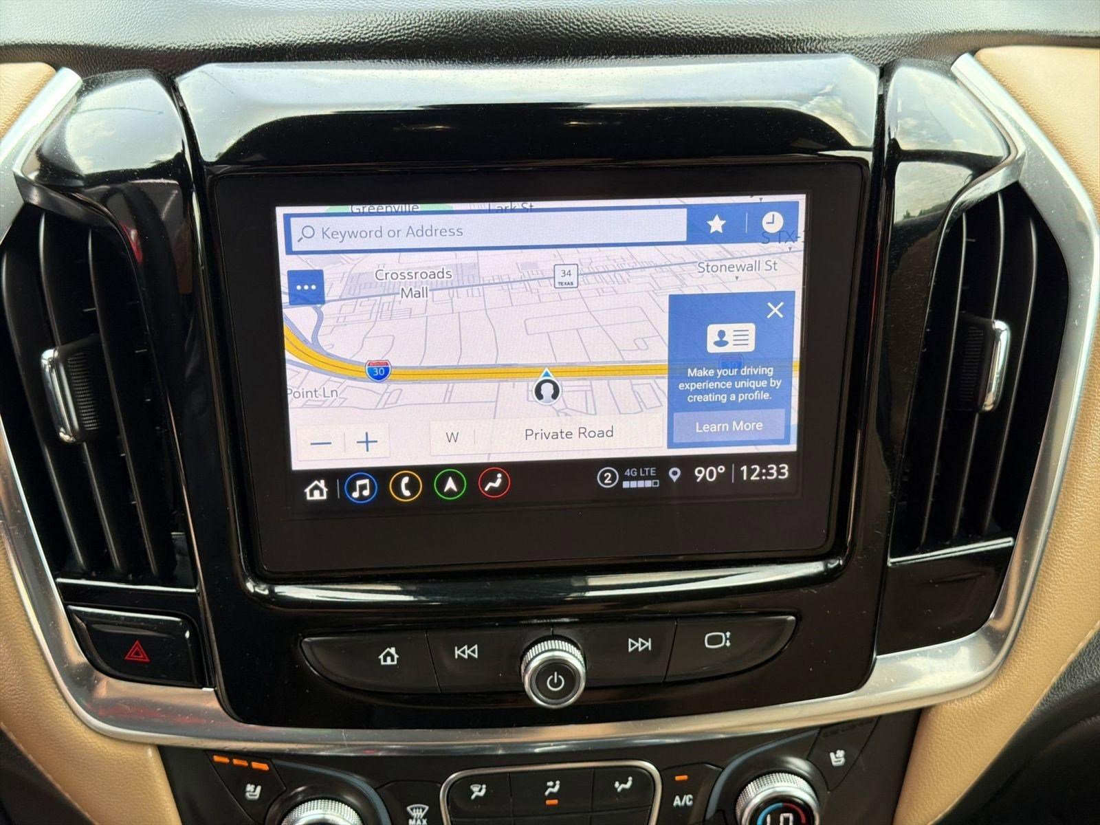 Used 2023 Chevrolet Traverse Premier FWD image 24