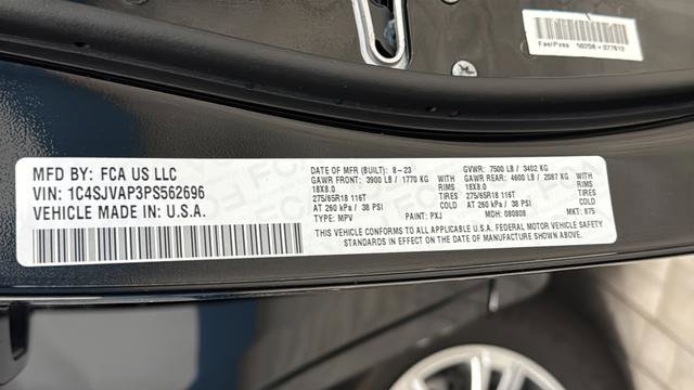 Used 2023 Jeep Wagoneer 4WD image 27