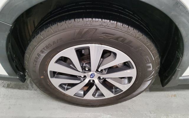 Used 2020 Subaru Outback Premium image 33