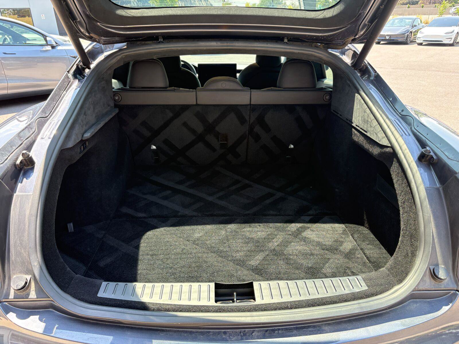 Used 2022 Tesla Model S Plaid AWD/4WD image 19