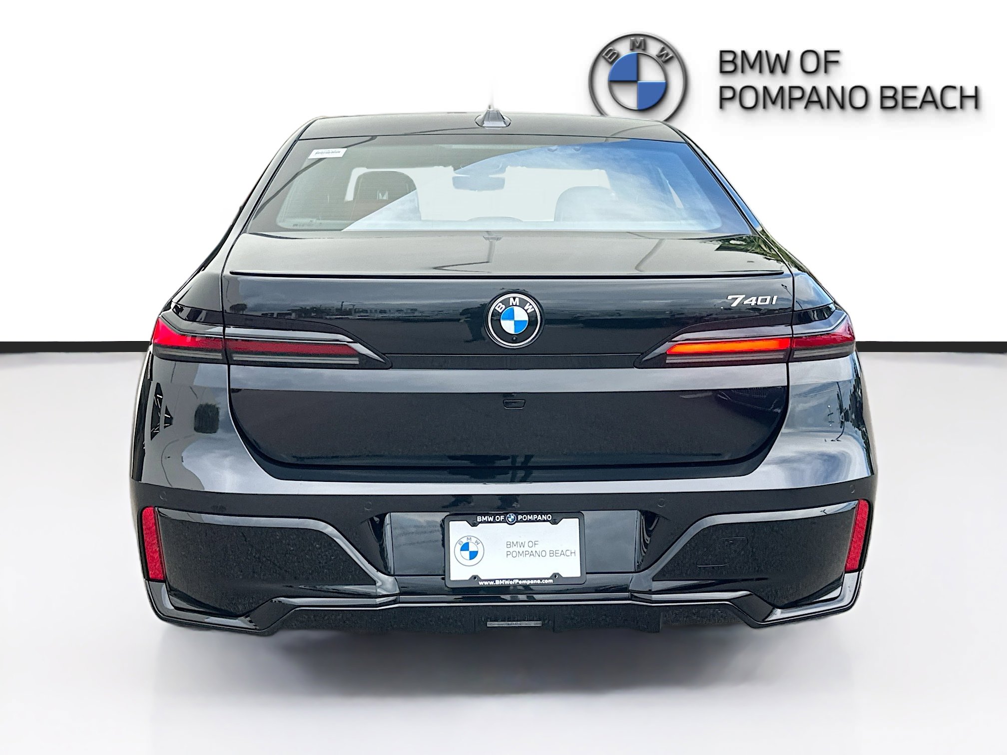 New 2026 BMW 740i RWD image 5