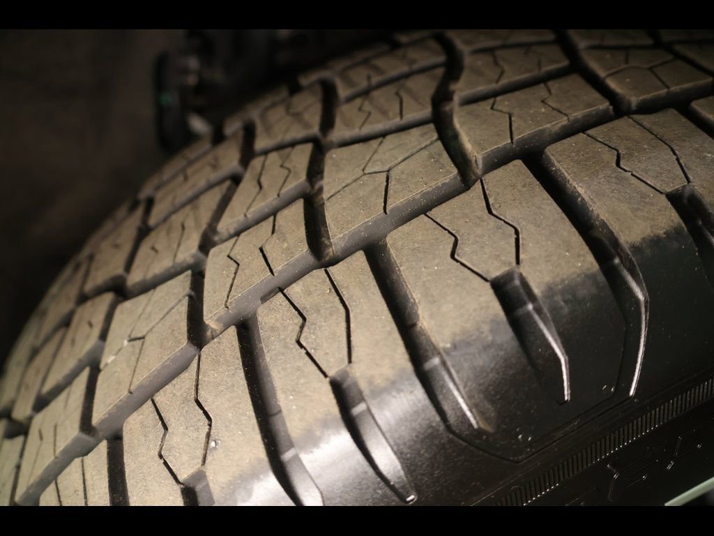 Used 2021 Jeep Grand Cherokee L Overland image 23