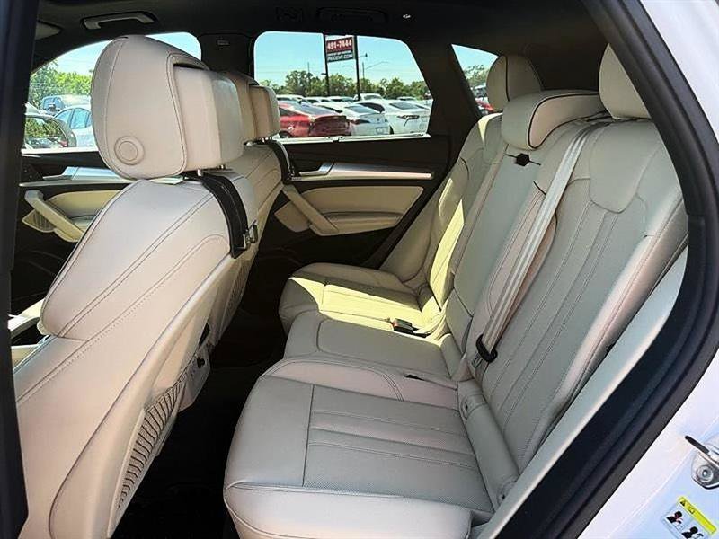 Used 2024 Audi Q5 2.0T Prestige w/ Prestige Package AWD/4WD image 48