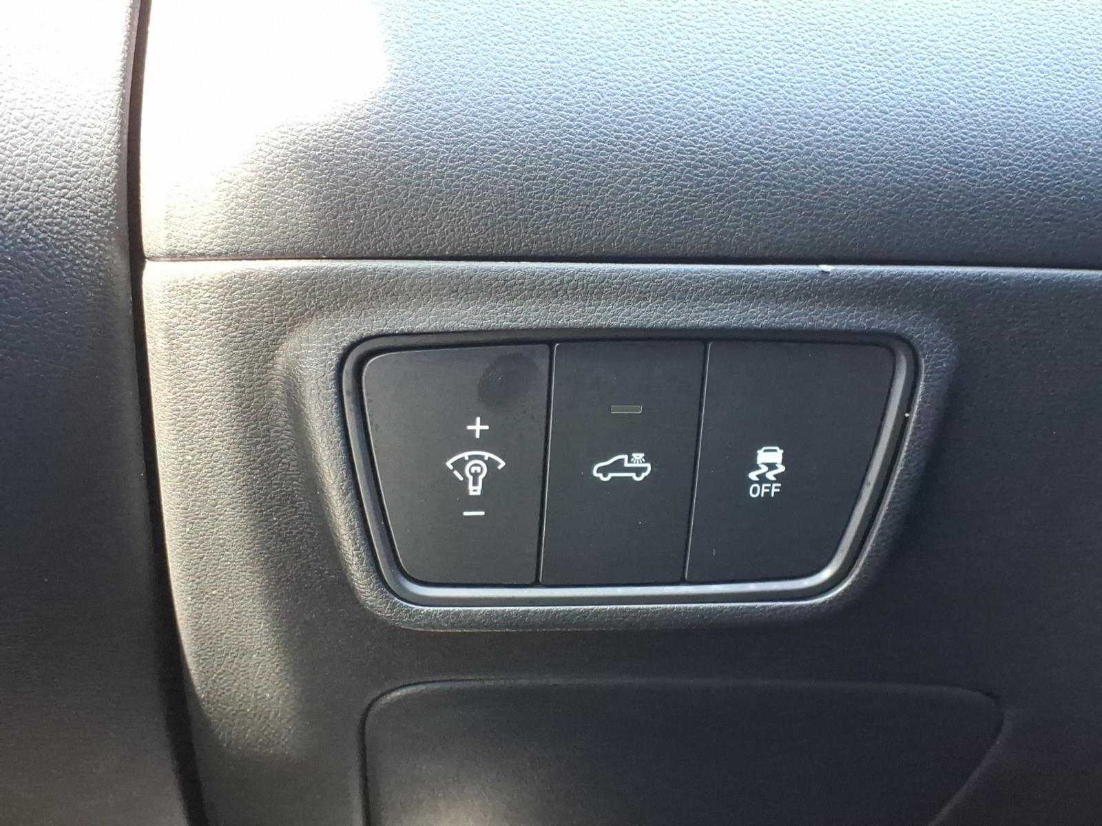 Certified 2022 Hyundai Santa Cruz SEL w/ Activity Package image 24