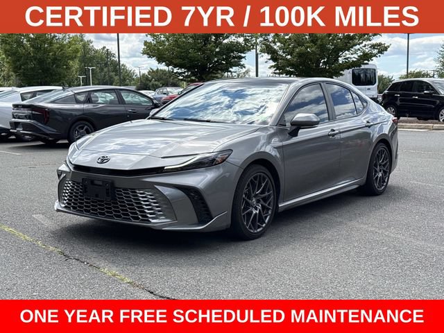 Used 2025 Toyota Camry XSE FWD image 5