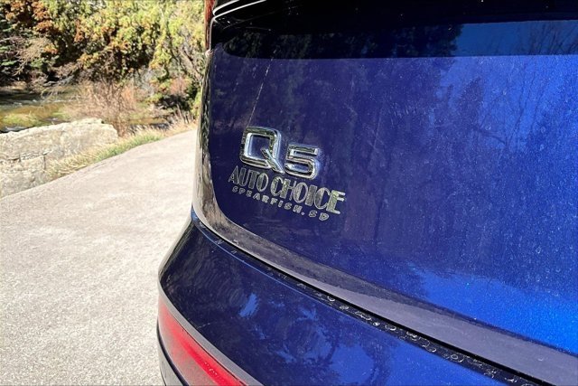 Used 2025 Audi Q5 2.0T Premium w/ Convenience Plus Package image 24