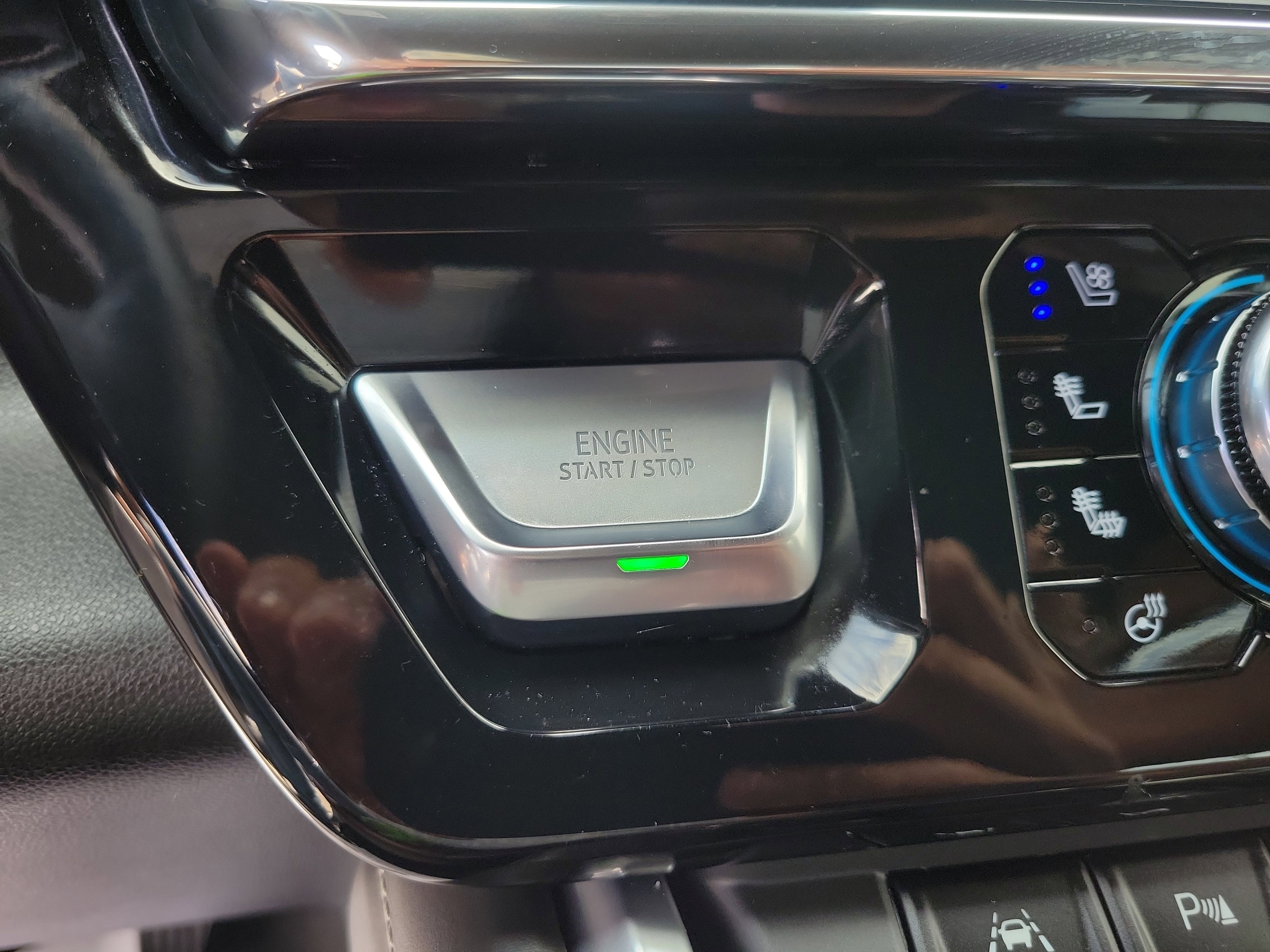 Certified 2026 GMC Sierra 1500 Denali Ultimate AWD/4WD image 30
