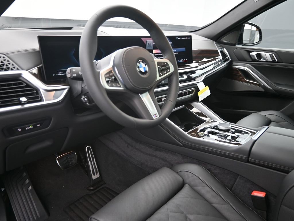 New 2026 BMW X6 xDrive40i w/ Premium Package image 11