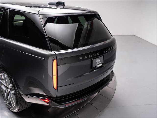 New 2026 Land Rover Range Rover Long Wheelbase SE AWD/4WD image 30