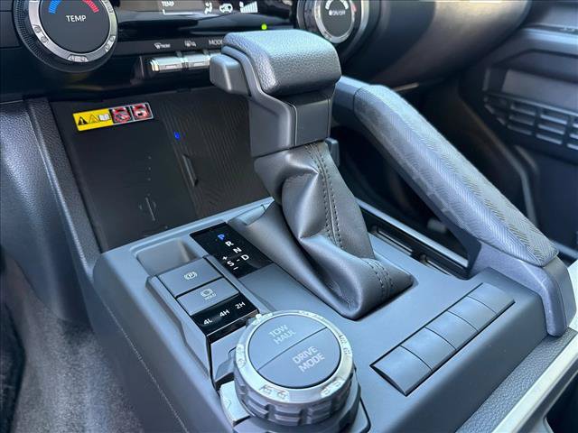 New 2026 Toyota 4Runner SR5 AWD/4WD image 30