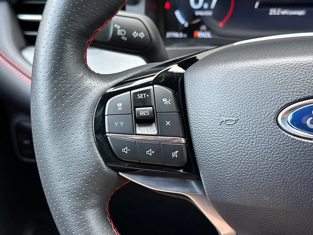 Used 2026 Ford Explorer ST-Line AWD/4WD image 4