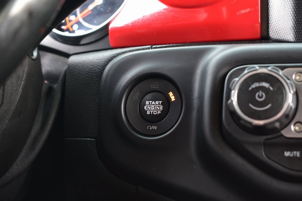 Used 2021 Jeep Gladiator Sport image 32