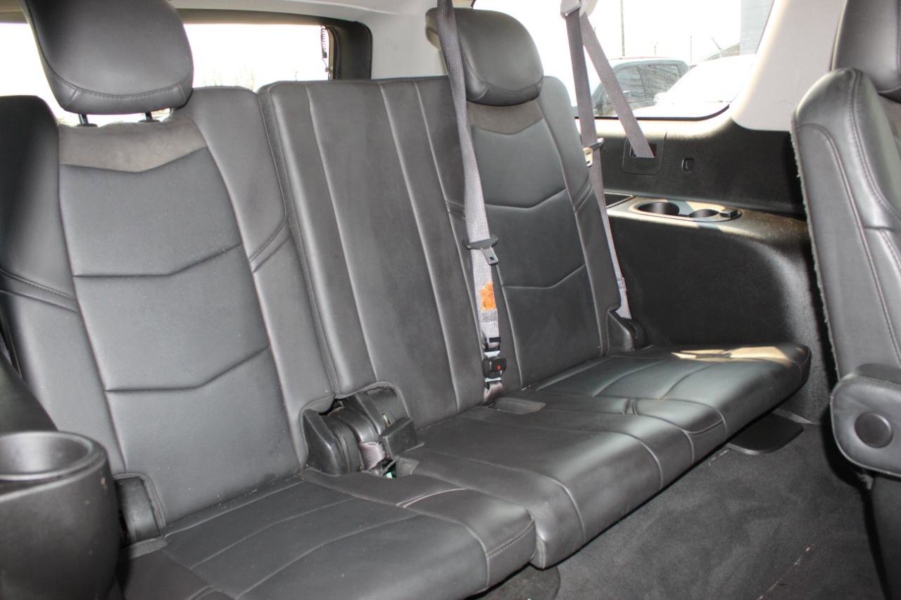 Used 2016 Cadillac Escalade ESV Luxury AWD/4WD image 23