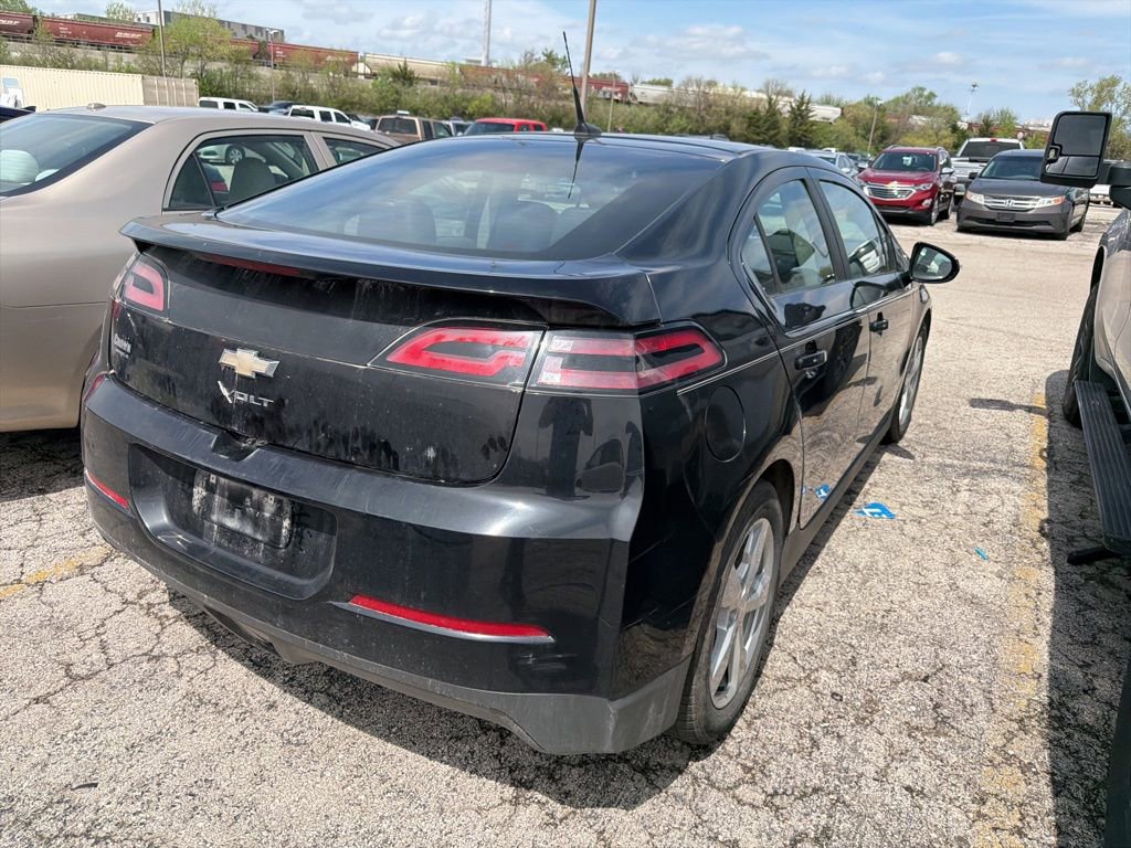 Used 2014 Chevrolet Volt Premium w/ Premium Trim Package FWD image 4