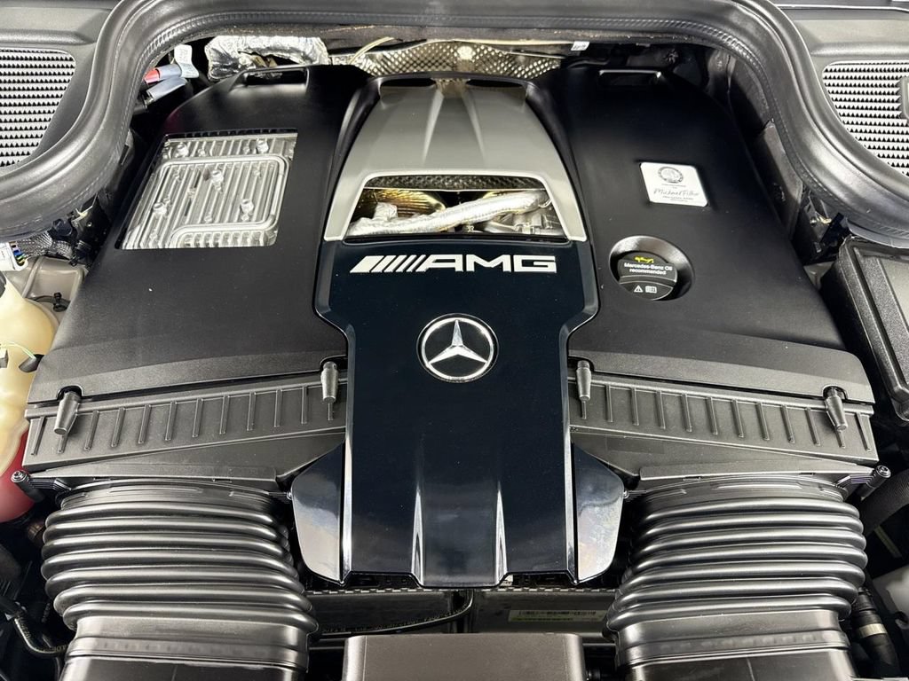 Used 2024 Mercedes-Benz GLS 63 AMG 4MATIC image 31