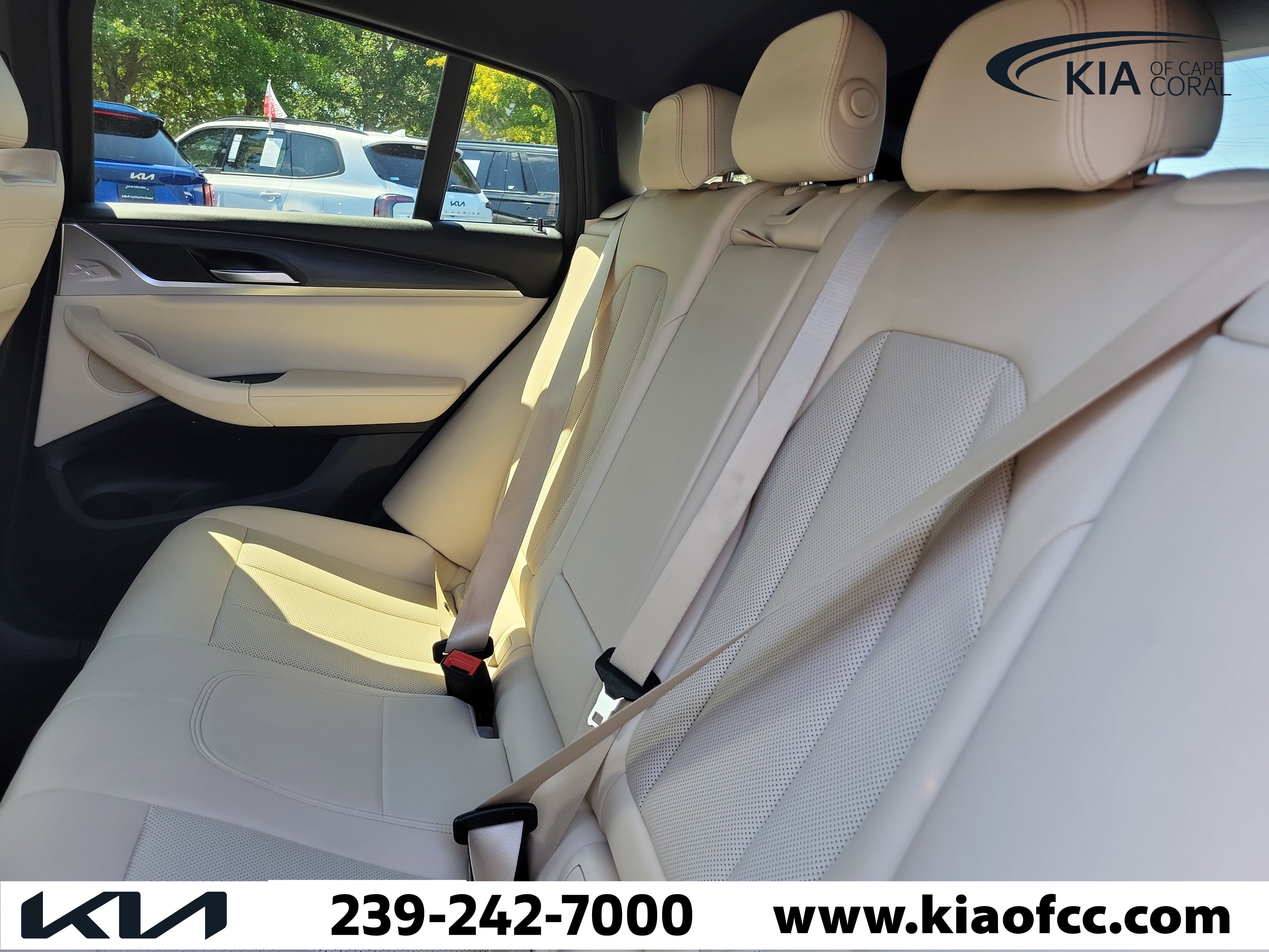 Used 2022 BMW X4 xDrive30i w/ Premium Package 2 AWD/4WD image 14
