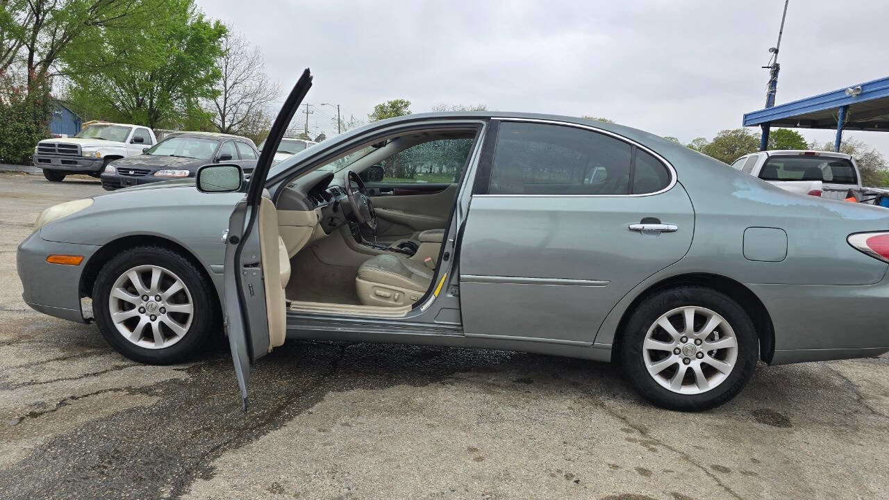 Used 2004 Lexus ES 330 image 3
