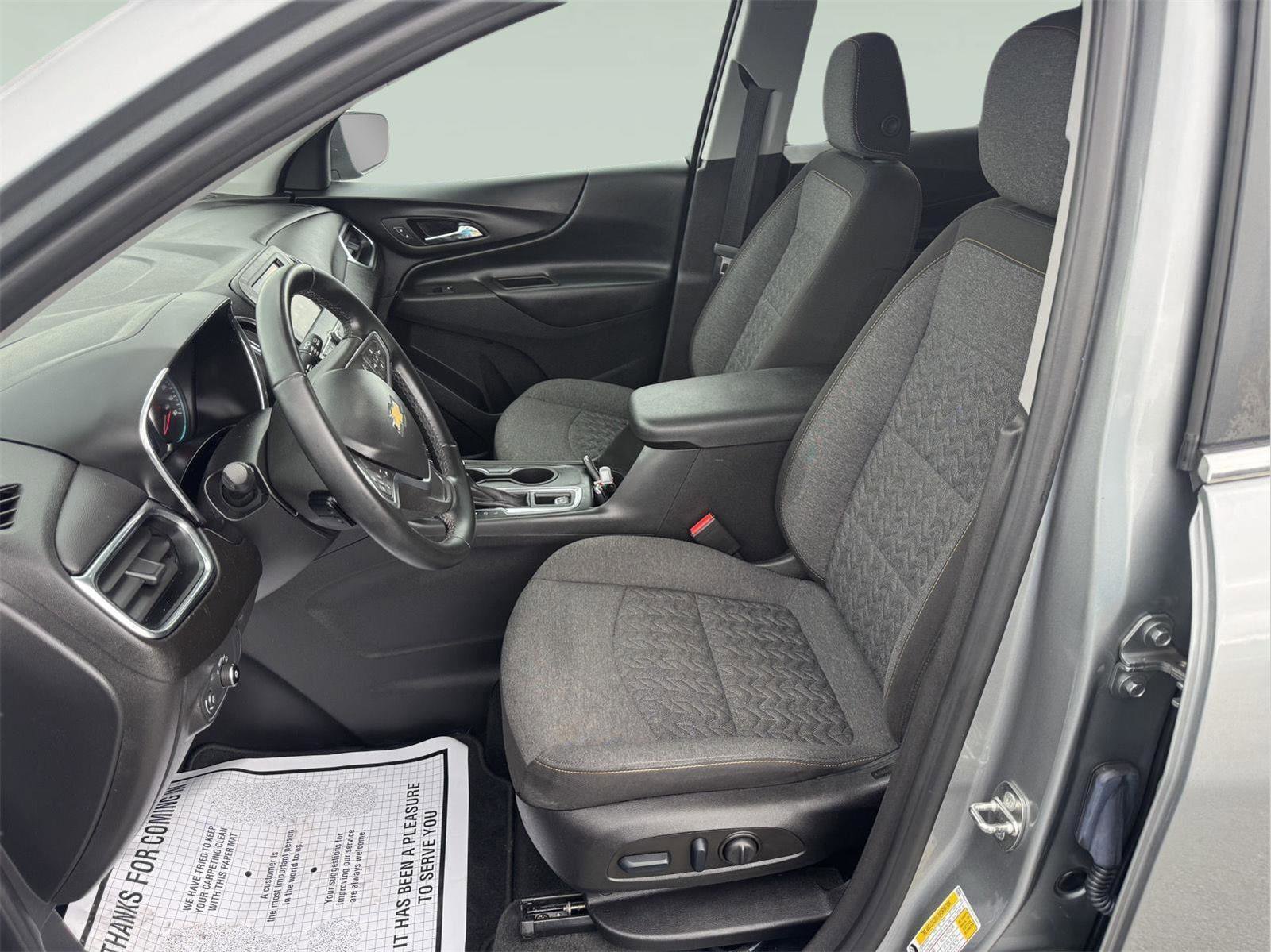Used 2023 Chevrolet Equinox LT AWD/4WD image 15