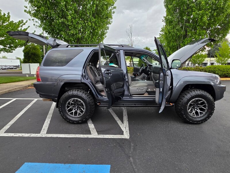 Used 2005 Toyota 4Runner Limited AWD/4WD image 24