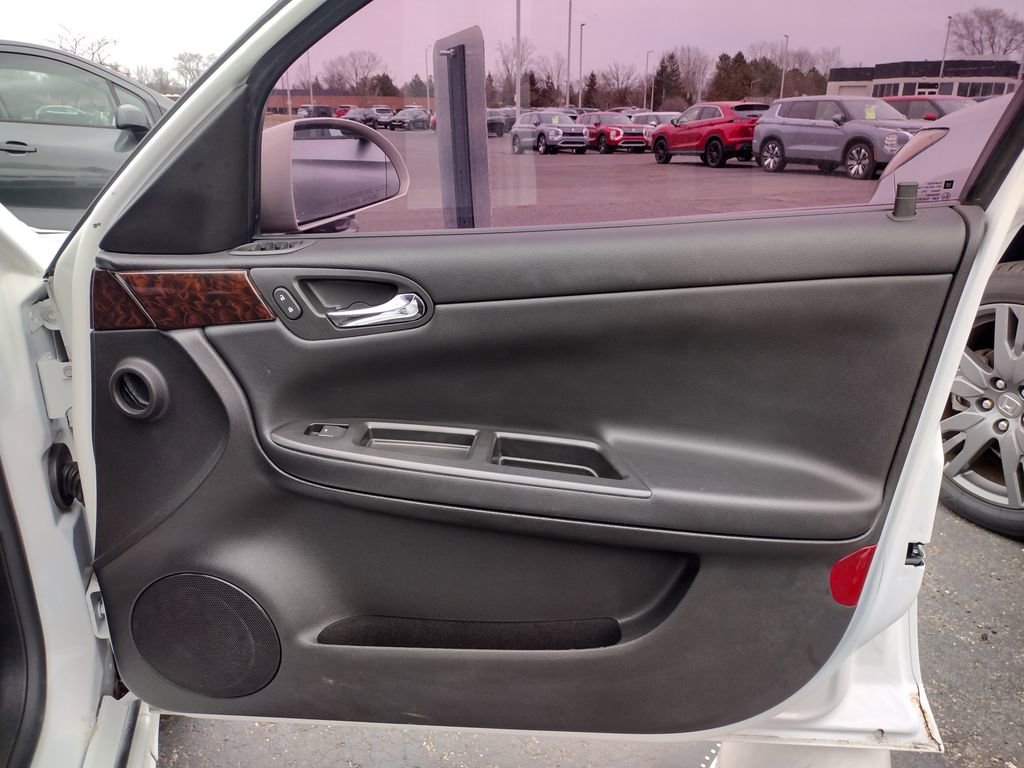 Used 2012 Chevrolet Impala LT image 22