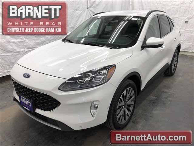 Used 2020 Ford Escape Titanium image 1