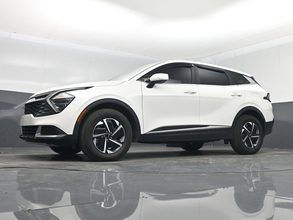 Certified 2024 Kia Sportage LX image 53
