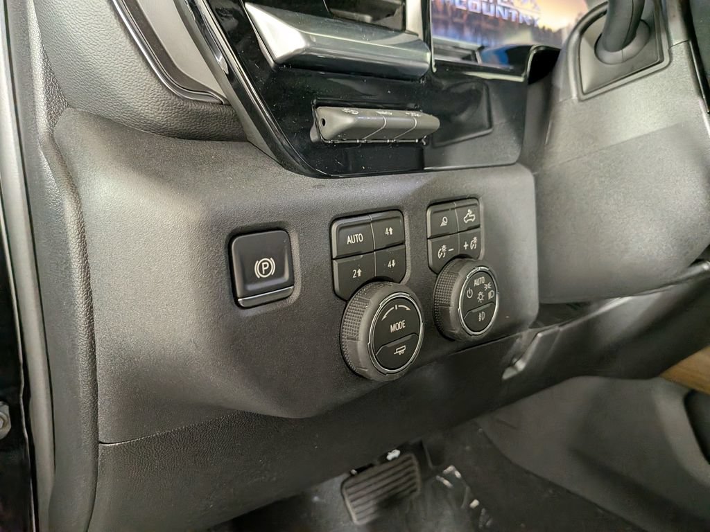 New 2026 Chevrolet Silverado 2500 High Country w/ High Country Premium Package AWD/4WD image 17