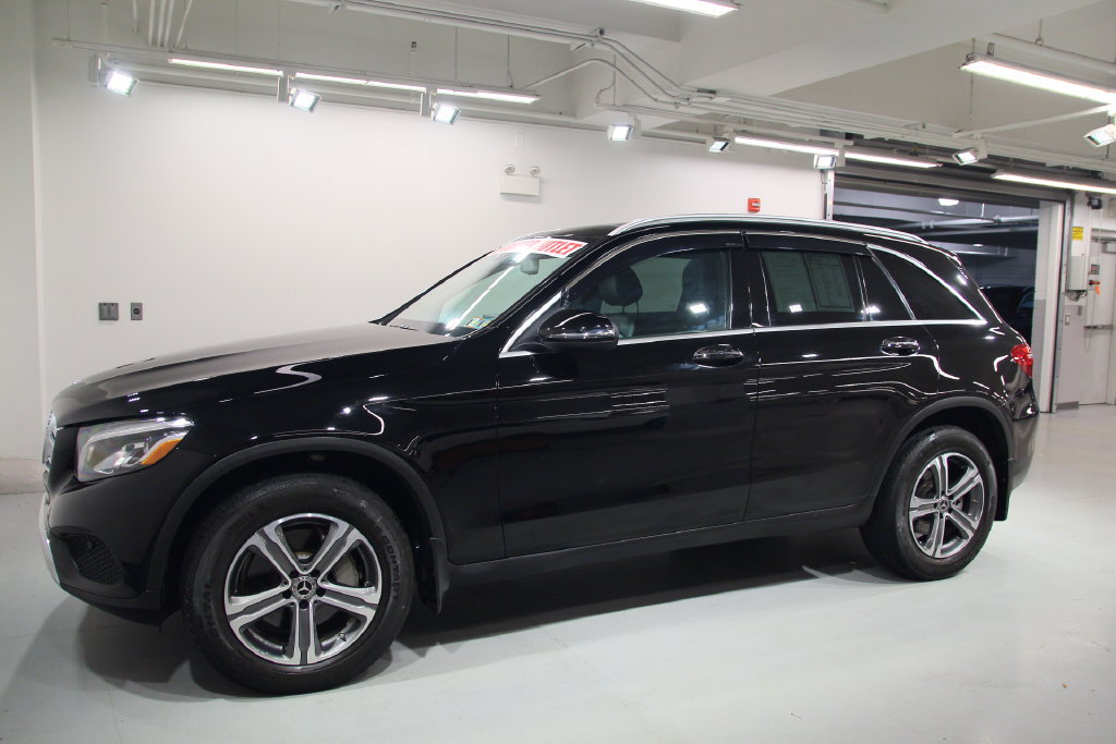 Certified 2019 Mercedes-Benz GLC 300 4MATIC image 3