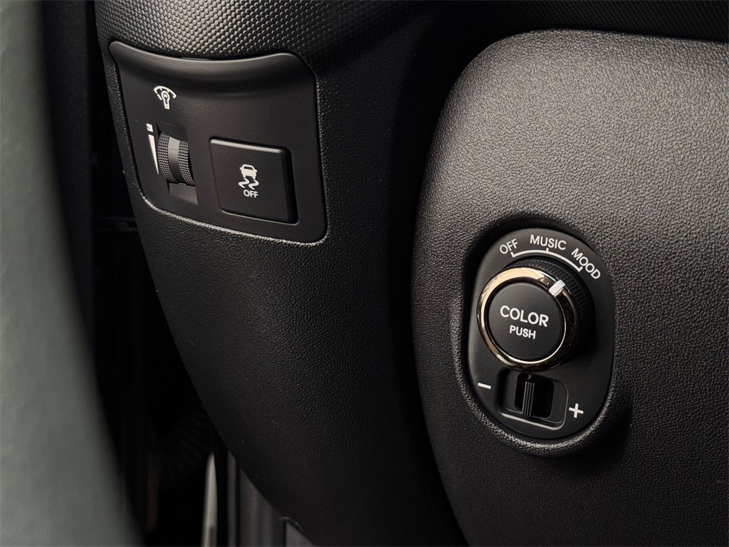 Used 2011 Kia Soul + w/ Audio Pkg image 29