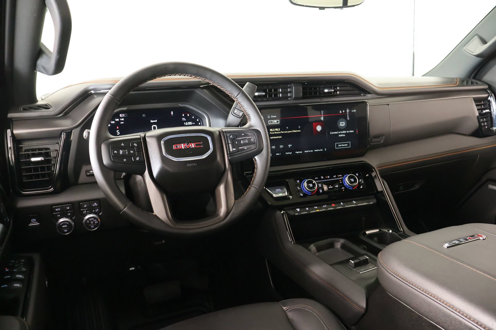 Used 2026 GMC Sierra 2500 AT4 w/ AT4 Premium Plus Package AWD/4WD image 2