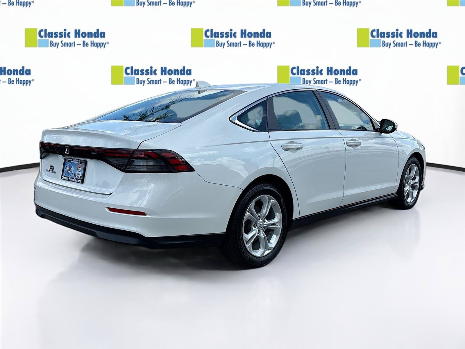 Certified 2024 Honda Accord LX image 8