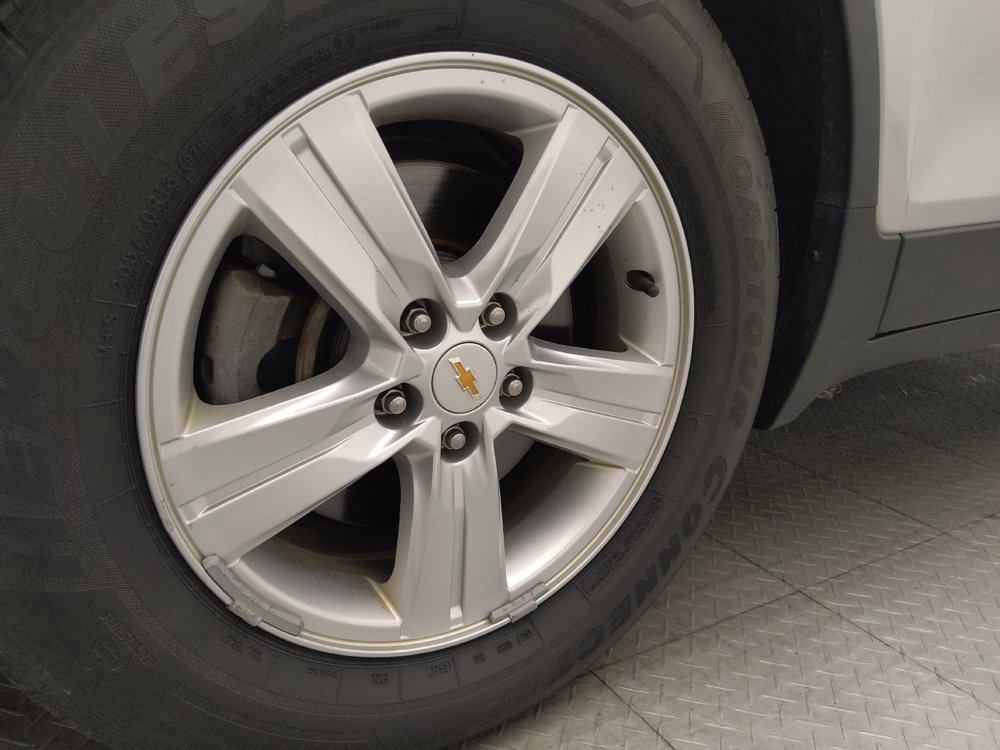 Used 2019 Chevrolet Trax LT w/ LT Convenience Package FWD image 31