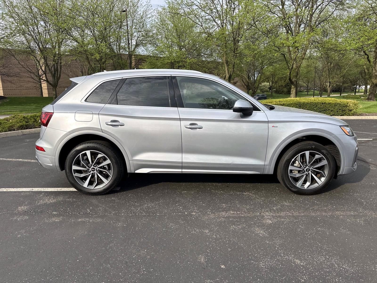 Used 2023 Audi Q5 2.0T Premium Plus w/ Premium Plus Package image 4