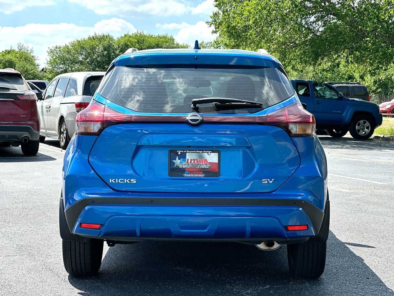 Used 2024 Nissan Kicks SV FWD image 14