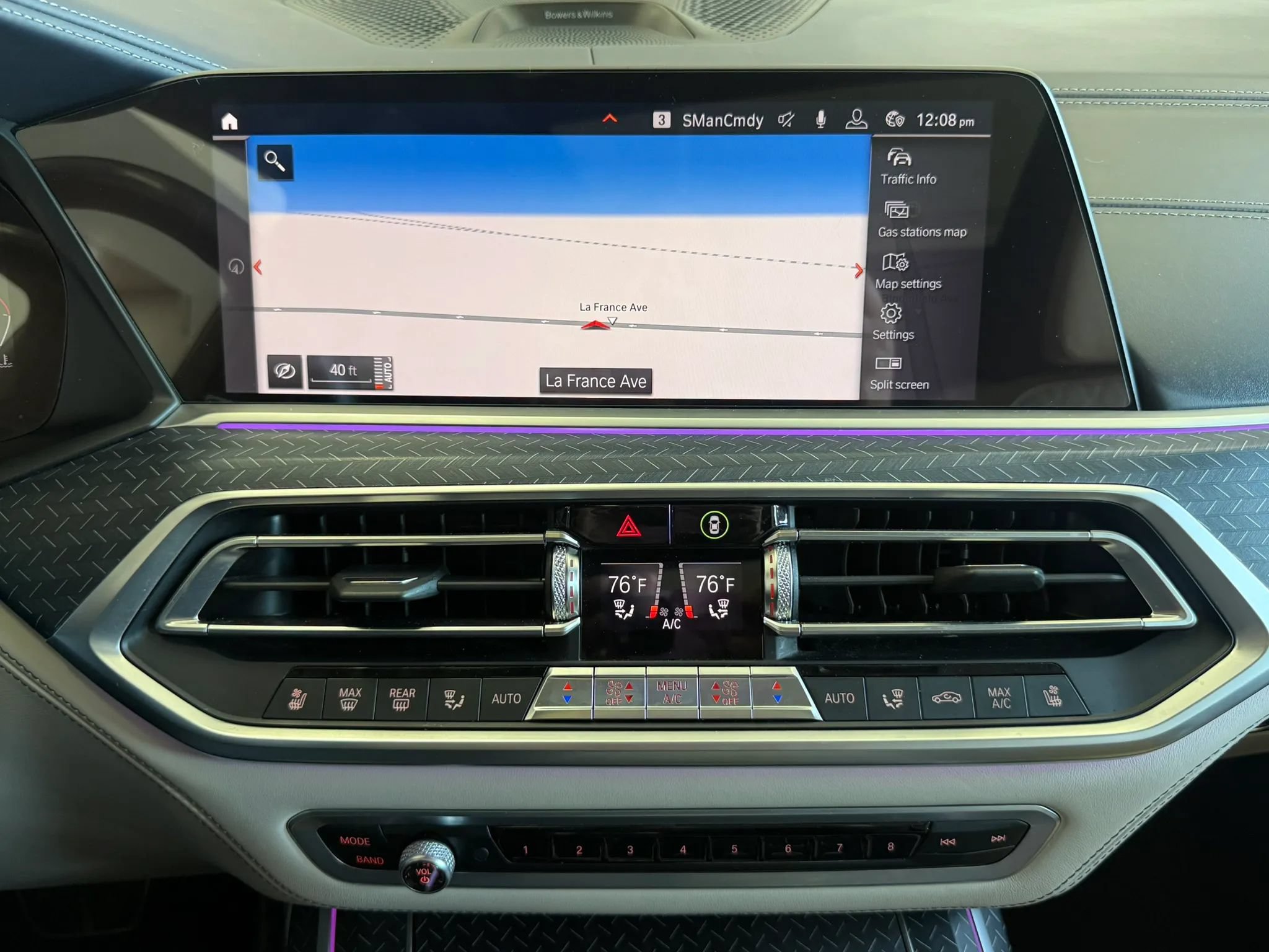 Used 2020 BMW X7 M50i w/ Dynamic Handling Package AWD/4WD image 16