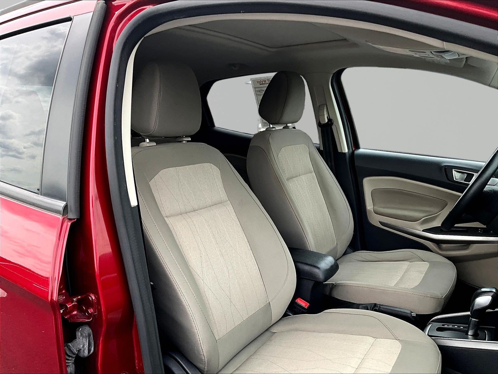 Used 2020 Ford EcoSport SE w/ SE Convenience Package FWD image 30