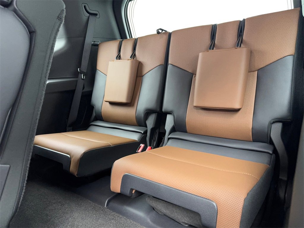 Used 2026 Lexus GX 550 image 51