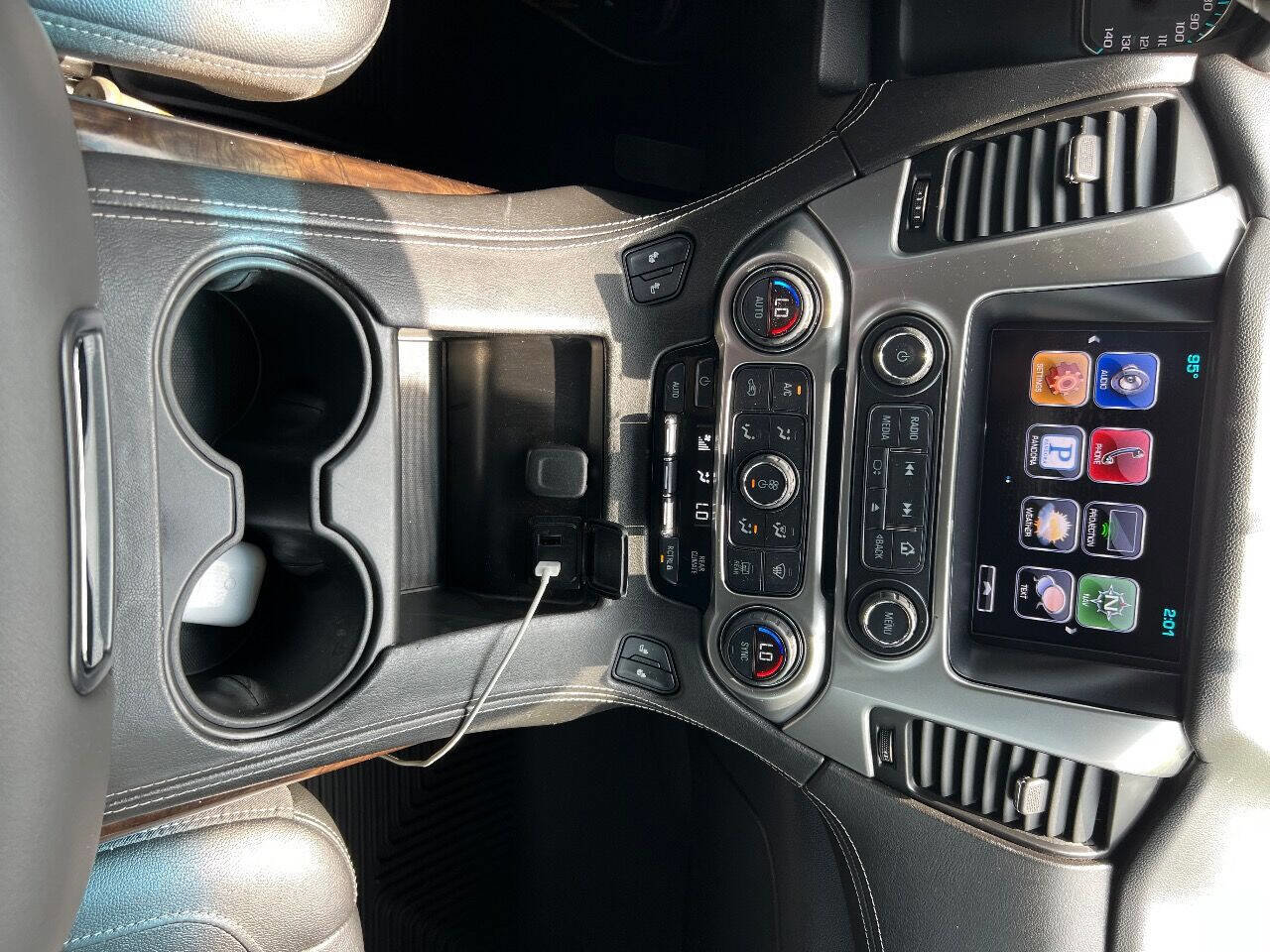 Used 2016 Chevrolet Tahoe LT image 20